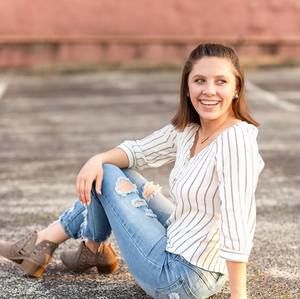 Meet your Posher, Kayla